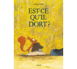 Est-ce qu'il dort ?