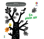 En plein air - Mon petit livre en noir et blanc